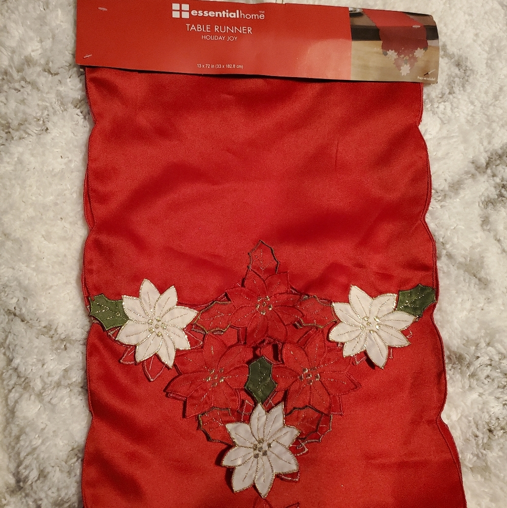 Essential Home, Poinsettia Table Runner, Holiday Joy, NWT